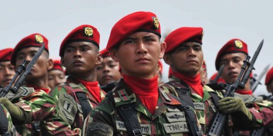 gara gara lempar pisau rev2