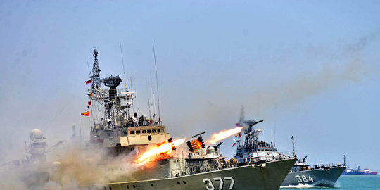 tni al kerahkan kapal perang berpeluru kendali rev1