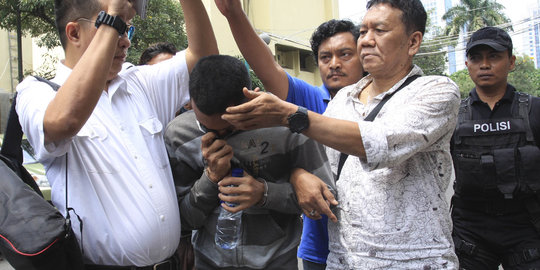 15 Menit usai bunuh Deudeuh, Prio mandi lalu pulang naik taksi