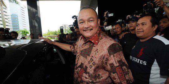 Tak penuhi panggilan KPK, Alex Noerdin minta diperiksa Senin depan