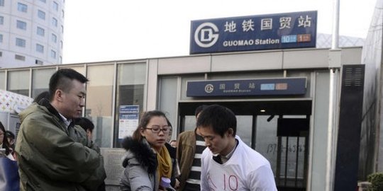 di china jadi sasak tinju manusia demi obati anak rev2