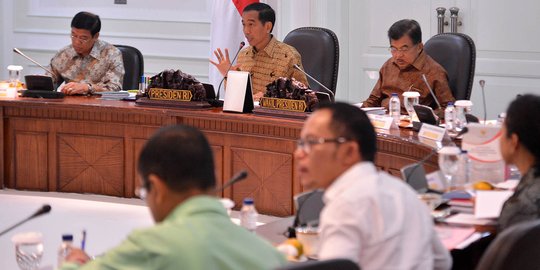 Jokowi harus pecat menteri buruk