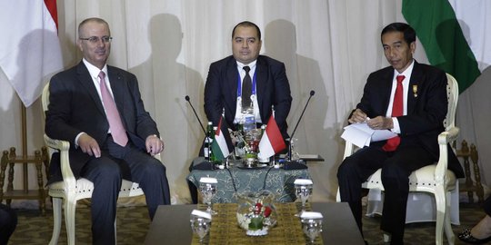 Pertemuan puncak KAA, Jokowi sambut kepala negara Asia Afrika di JCC