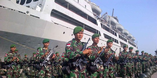 hujan rev1