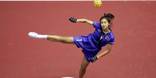 Aksi atlet takraw cantik di ajang ISTAF Super Series Korea