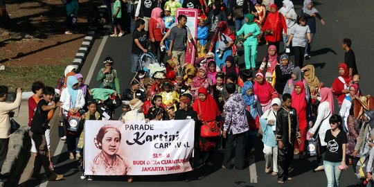 200 Anak ikuti pawai Kartini's Parade Festival bersama OLX.co.id
