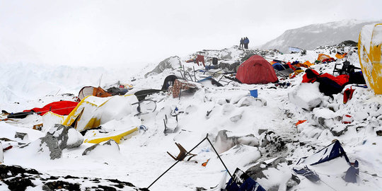 Longsor di Everest timbun kamp perkemahan, 17 pendaki tewas
