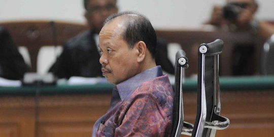 Di sidang, Sutan Bhatoegana & Hakim Tipikor saling sindir soal gigi