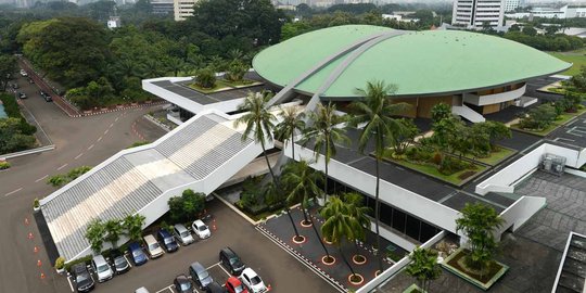 Gedung baru DPR persekongkolan pemerintah dan DPR rampok duit rakyat