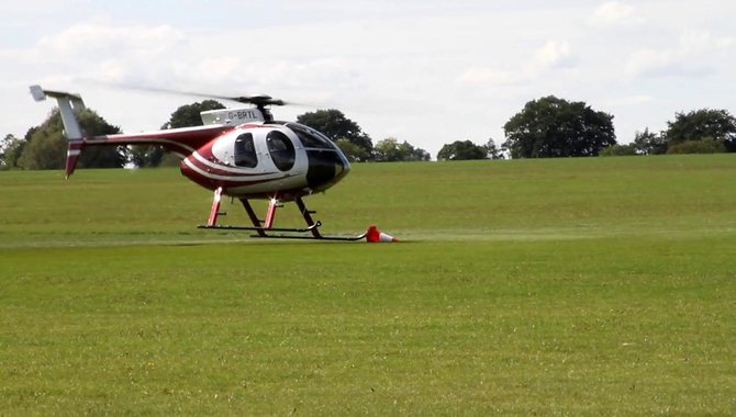 Berapa biaya sewa pesawat pribadi atau helikopter? 20150427201145-1-aksi-pilot-helikopter-001-faisal-assegaf