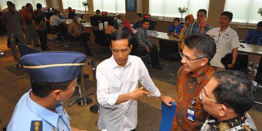 Sistem PTSP andalan Jokowi dikeluhkan pengusaha kecil tak efektif