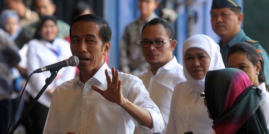 Majukan daerah, Jokowi janjikan beri suntikan dana Rp 100 M di 2016