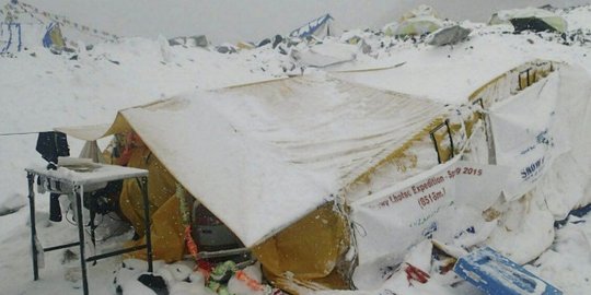 Tiga pendaki Gunung Everest asal Bandung dikabarkan selamat