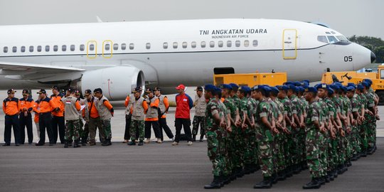 Menlu berangkatkan tim evakuasi dan bantuan untuk korban gempa Nepal