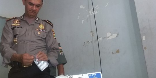 Polisi gerebek ruko jadi pabrik obat mengandung sabu di Serpong