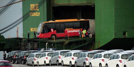 Pengadaan Transjakarta, Ahok pilih pabrik yang punya agen di Jakarta