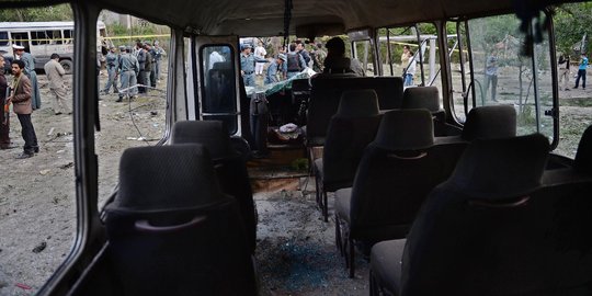 Bus Kejaksaan Agung Afghanistan dibom, seorang tewas