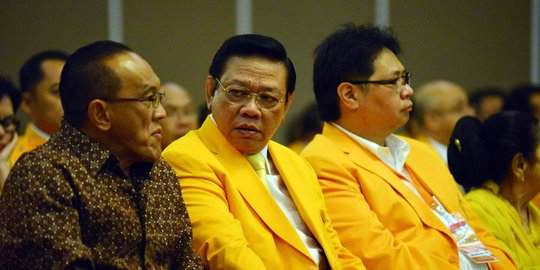 Senior Golkar turun gunung tak tahan lihat kisruh Ical dan Agung