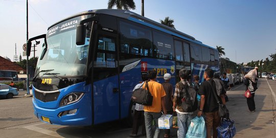 Ahok minta APTB ikut sistem bayar per kilometer seperti Transjakarta