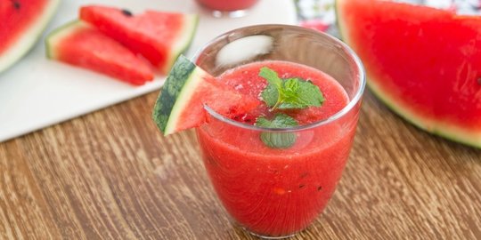 5 Alasan kenapa harus minum jus semangka setelah olahraga