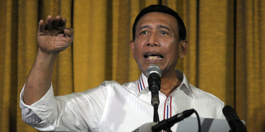 Wiranto sebut enam bulan terlalu cepat buat reshuffle kabinet
