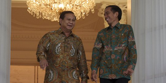 Jokowi bahagia KMP & KIH akur di acara PAN, ajak tarung lagi 2019