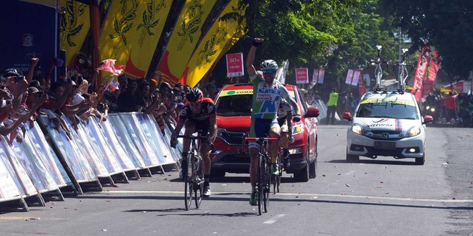 Pembalap Spanyol menangkan etape kedua ITdBI 2015