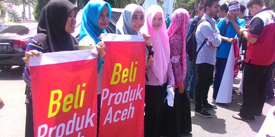 Hadapi MEA, mahasiswa Aceh deklarasi beli produk lokal