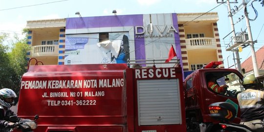 Diva Family and Karaoke milik Rossa di Malang terbakar