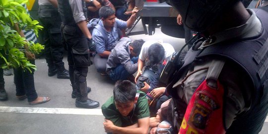 Demo tolak eksekusi perkebunan ricuh, 27 pendemo diamankan polisi