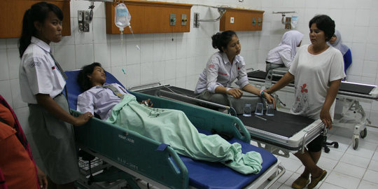 Puluhan siswa SMAN 1 Pancur Batu keracunan makanan