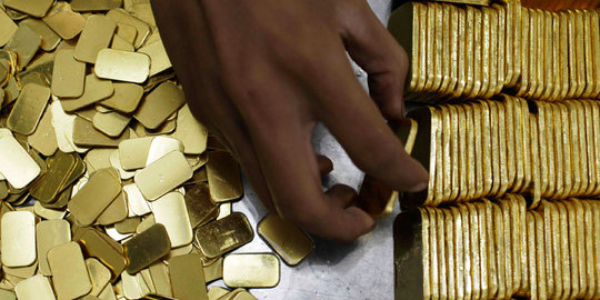Harga emas Antam turun Rp 4.000 jadi Rp 547.000 per gram