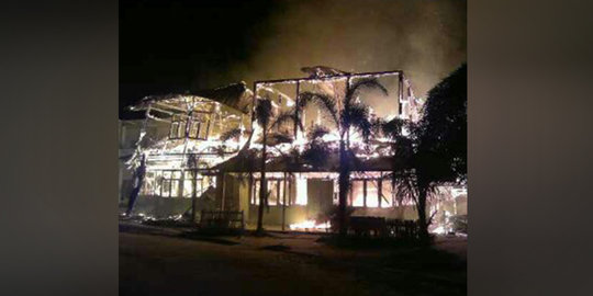 Pondok pesantren di Kampar terbakar, dua santri tewas