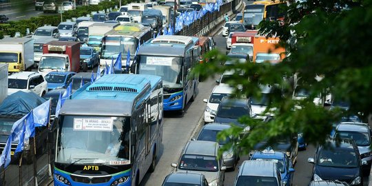 Ahok ngotot hapus APTB, Djarot tegaskan Jakarta masih butuh