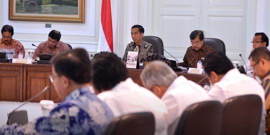 Di sidang kabinet paripurna, Jokowi semprot para menteri