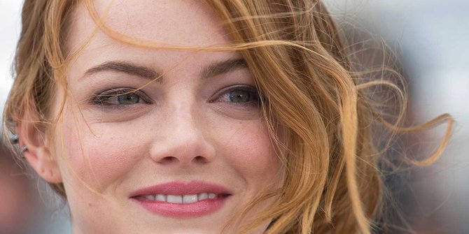 Pesona wajah cantik Emma Stone di Festival Film Cannes