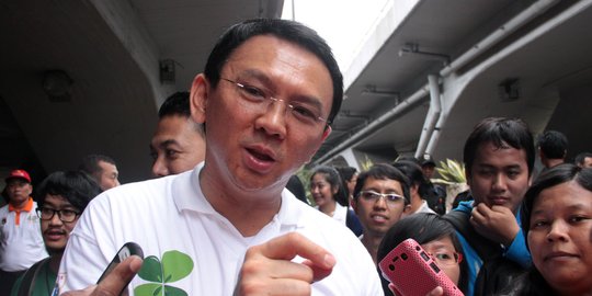 Ahok angkat tangan soal pengembang nakal di proyek reklamasi