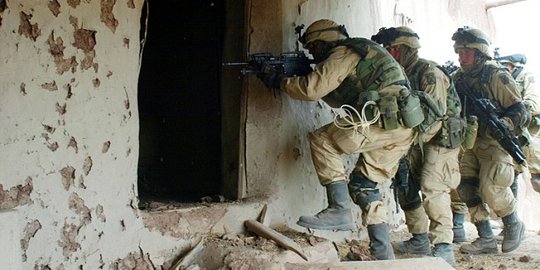 Persaingan tentara elit AS, Delta Force & SEAL habisi teroris kakap