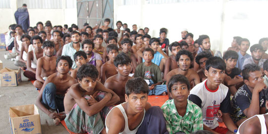 anak anak rohingya tewas berebut makanan