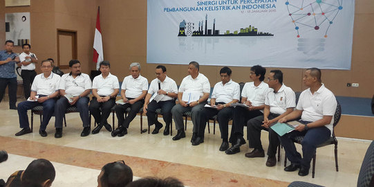 'Kerap naik-turunkan harga BBM, menteri ekonomi layak di reshuffle'