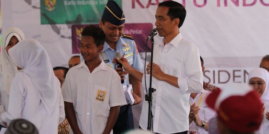 Presiden Jokowi janji realisasikan Hari Santri Nasional tahun ini?