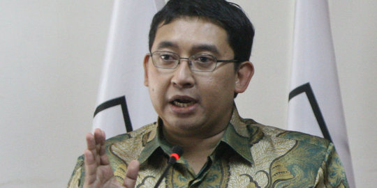 Fadli Zon desak Destry Damayanti tanggalkan jabatan ketua Pansel KPK