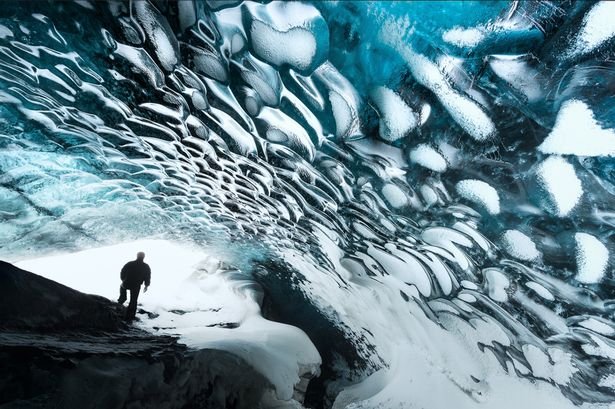 gua kristal islandia