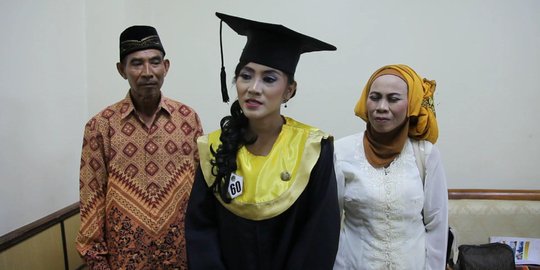 Perjuangan PRT cantik hingga berprestasi dengan predikat cumlaude