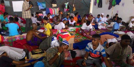 Anak pengungsi Rohingya diajari bahasa Indonesia, Inggris & Aceh