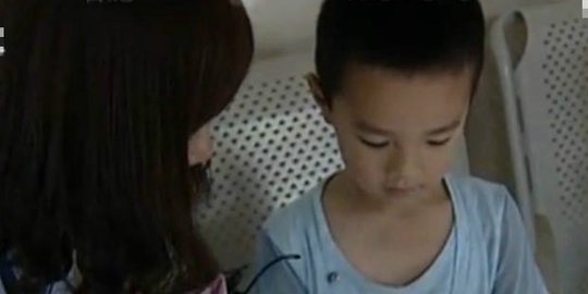 Bocah tujuh tahun di China jadi pahlawan karena selamatkan ibunya