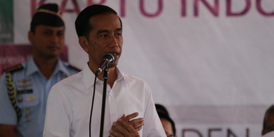 Jokowi berambisi barang lokal lebih murah dari produk impor