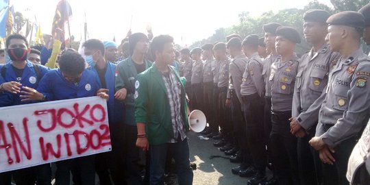 Dianggap bohongi mahasiswa, #JokowiBohong jadi trending topic