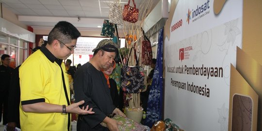 Indosat kenalkan metode pembayaran di Banyumas Fair 2015