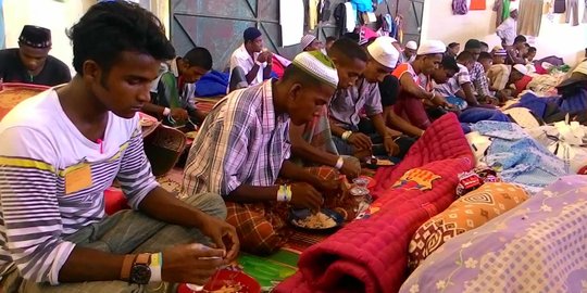 Kemensos gelontorkan dana Rp 2,3 miliar untuk pengungsi Rohingya